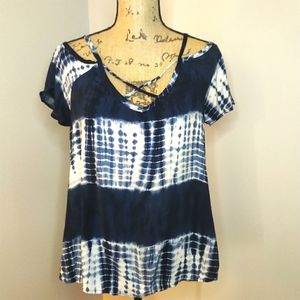 5/$25 Blue and White Tie Dye Medium
